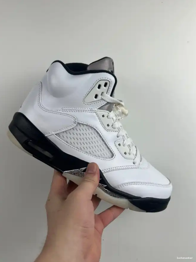 Cheap LUCY RETRO DD0587-110 AIR 5 JORDAN BLACK' 'WHITE 0530